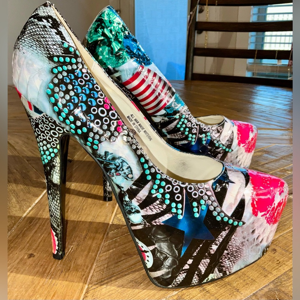 Rosette Platform high heels size 10 - colorful, fun, wild, party, artsy AMAZING